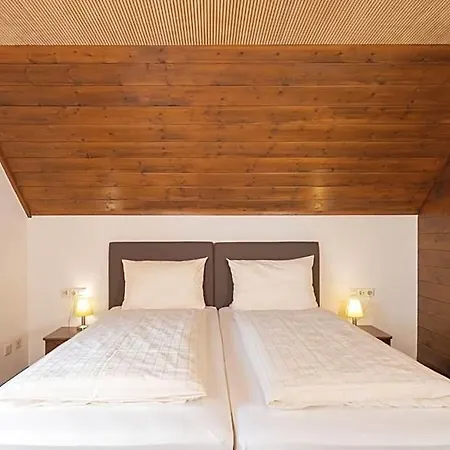 Altbau Amboss